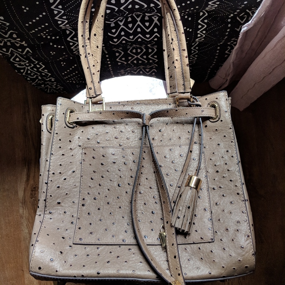 GILI got it love it real leather purse